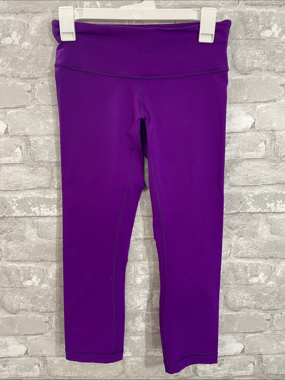 Lululemon Wunder Under Crop III (Full-On Luon 21")
Tender Violet